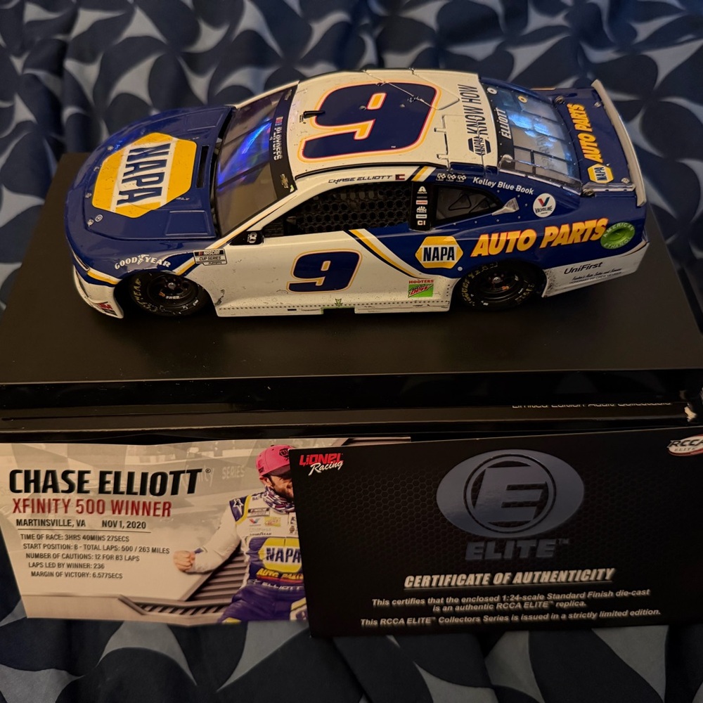 Chase Elliott martinsville win Diecast
